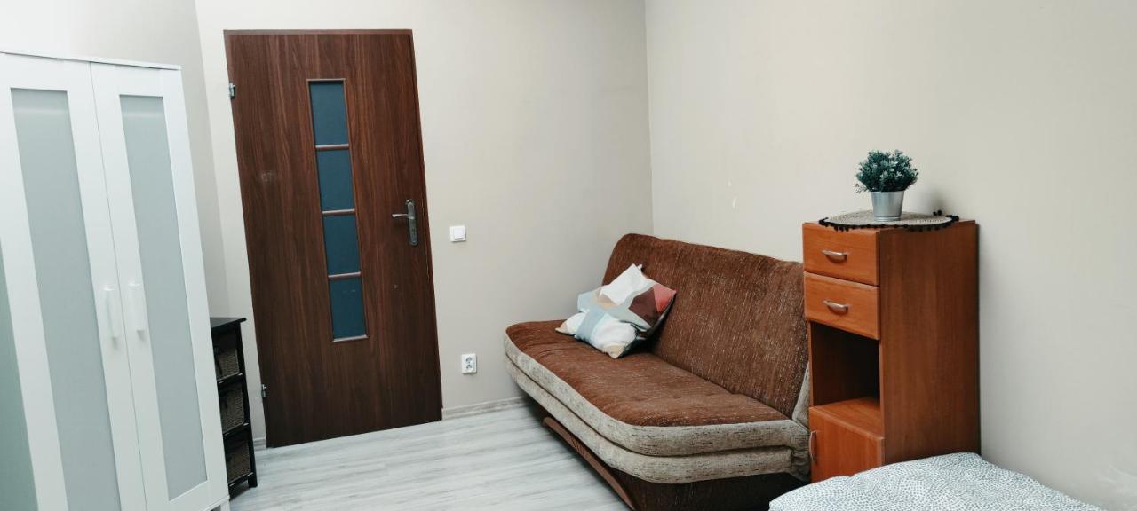 Tanie Spanie Przy Malcie - Zameldowanie Bezobslugowe - Poznan Ngoại thất bức ảnh